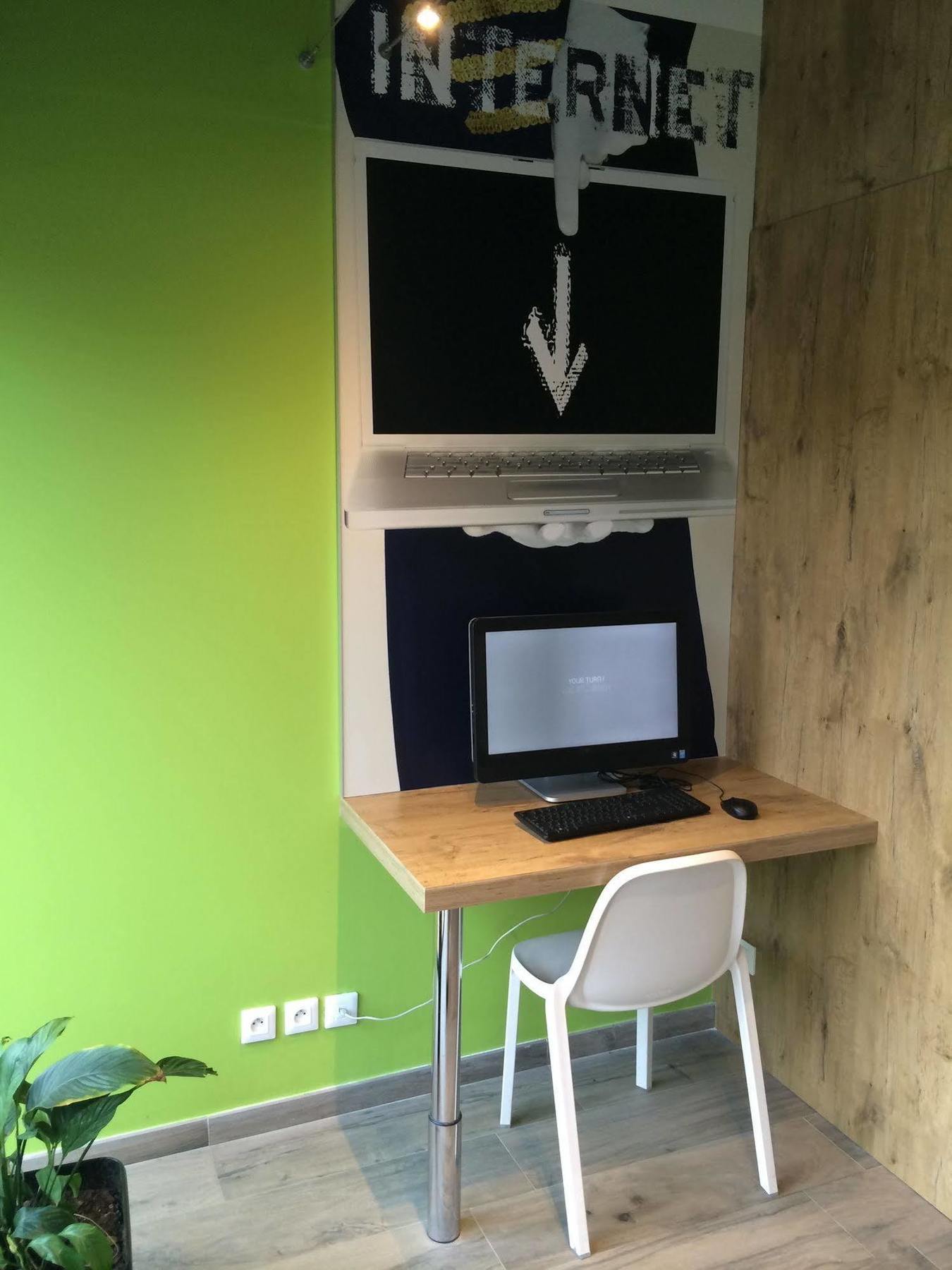 Ibis Budget Brignoles Provence מראה חיצוני תמונה