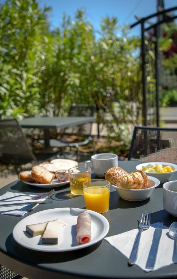 Ibis Budget Brignoles Provence מראה חיצוני תמונה